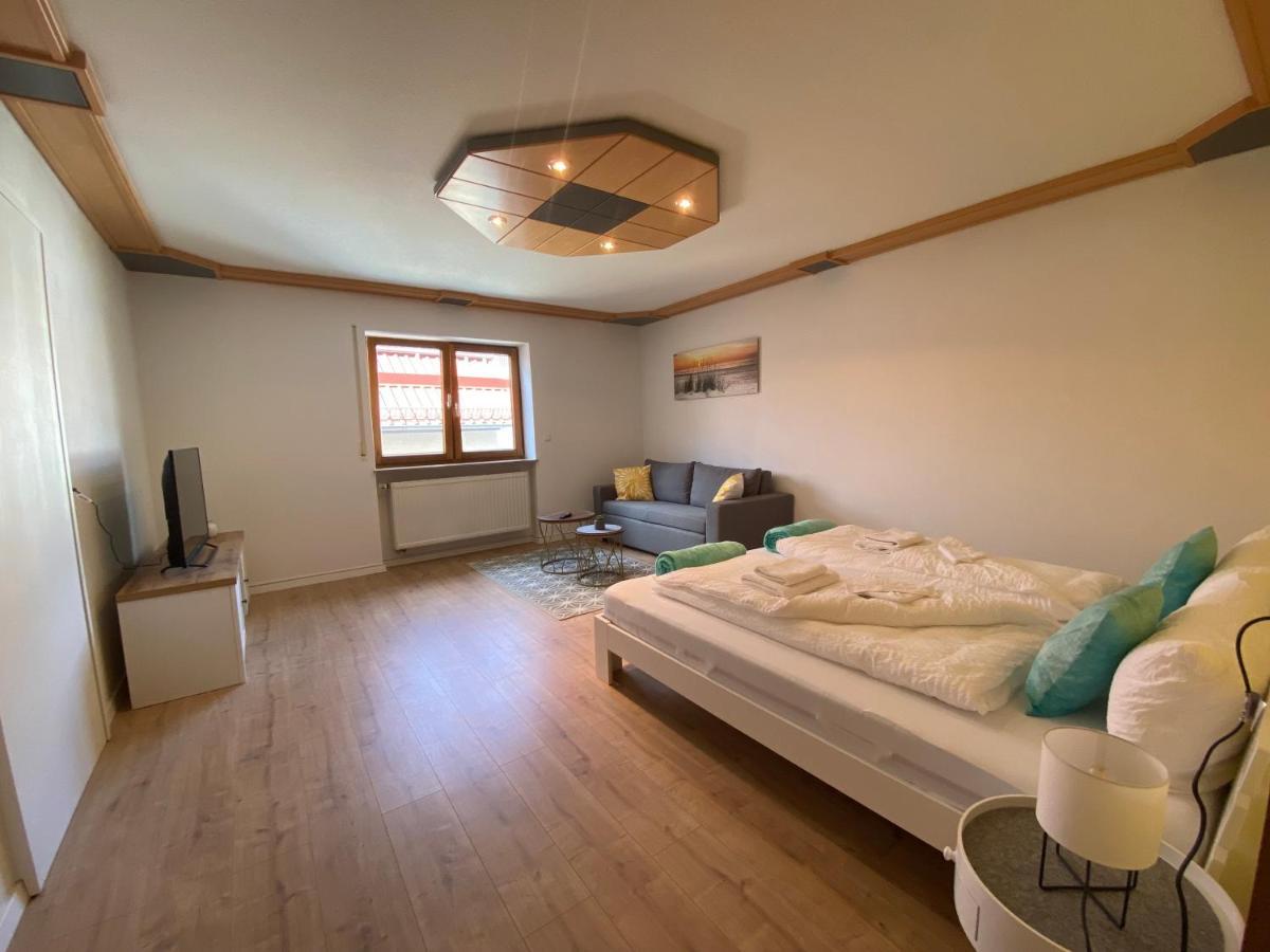 Ferien & Business Apartments Hohenfels Hohenfels  Екстер'єр фото
